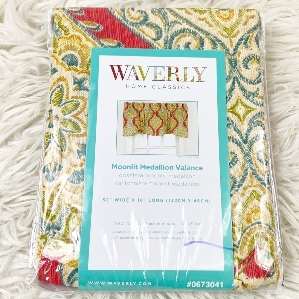 Waverly Home Classics Moonlit Medallion Valance Cream Blue Green